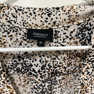 Jones New York Black and Brown Speckled Blouse